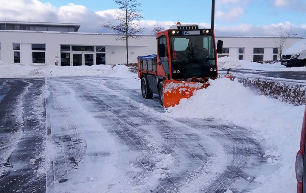 Winterdienst mit Schneeräumung und Streudienst von ALWE Haus